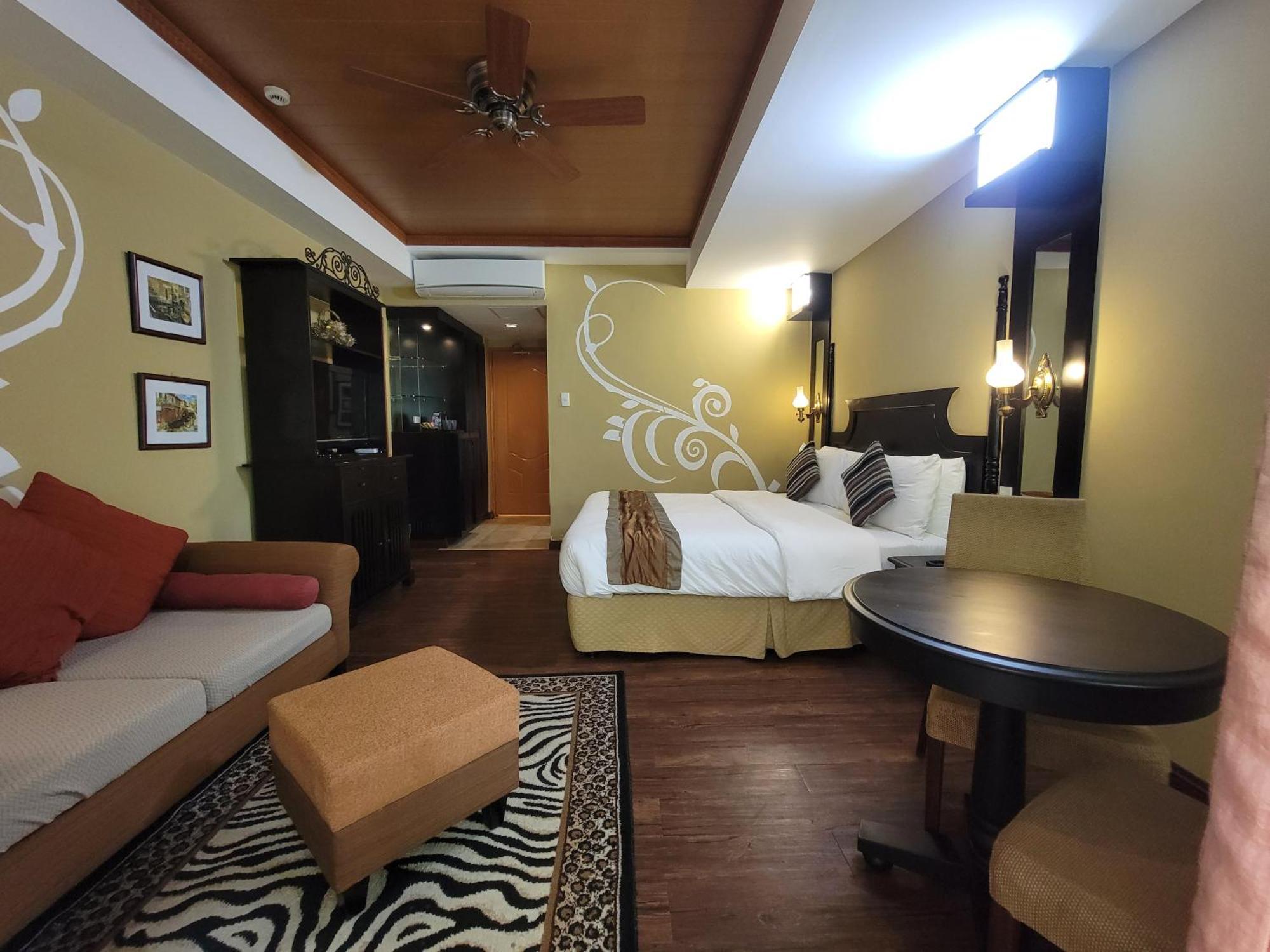 Lee Boutique Tagaytay Hotel 3*