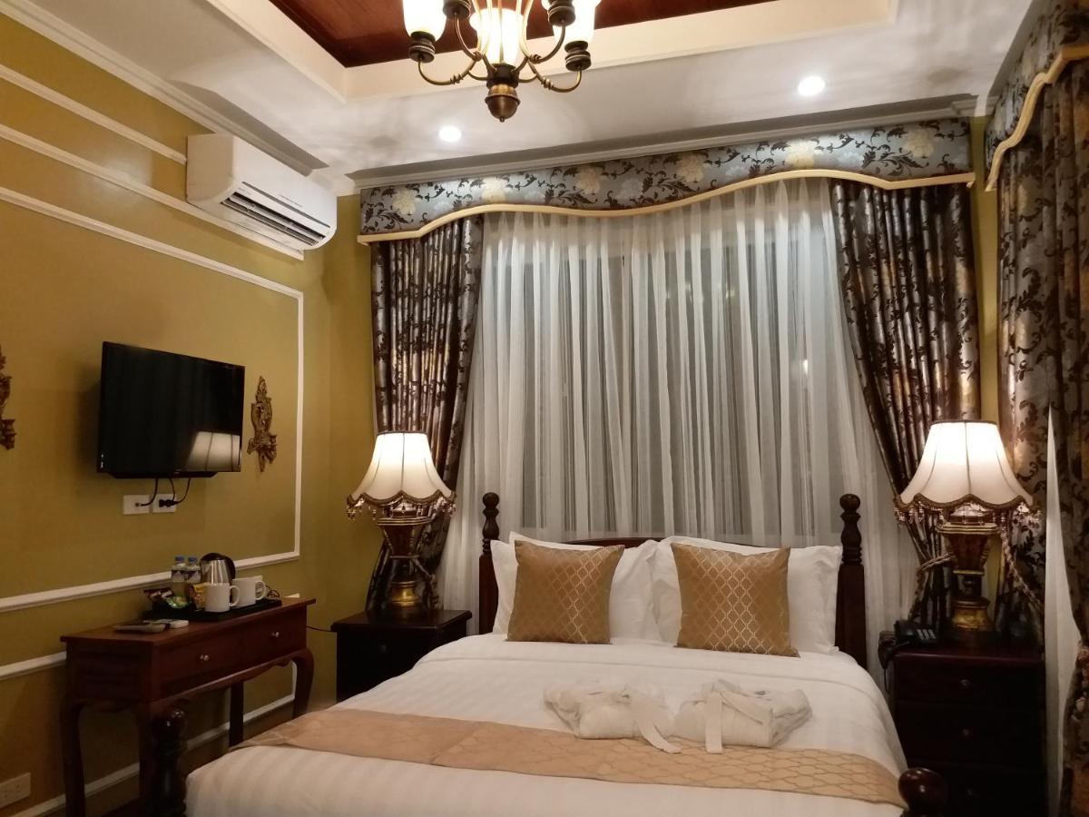 Lee Boutique Tagaytay 3*