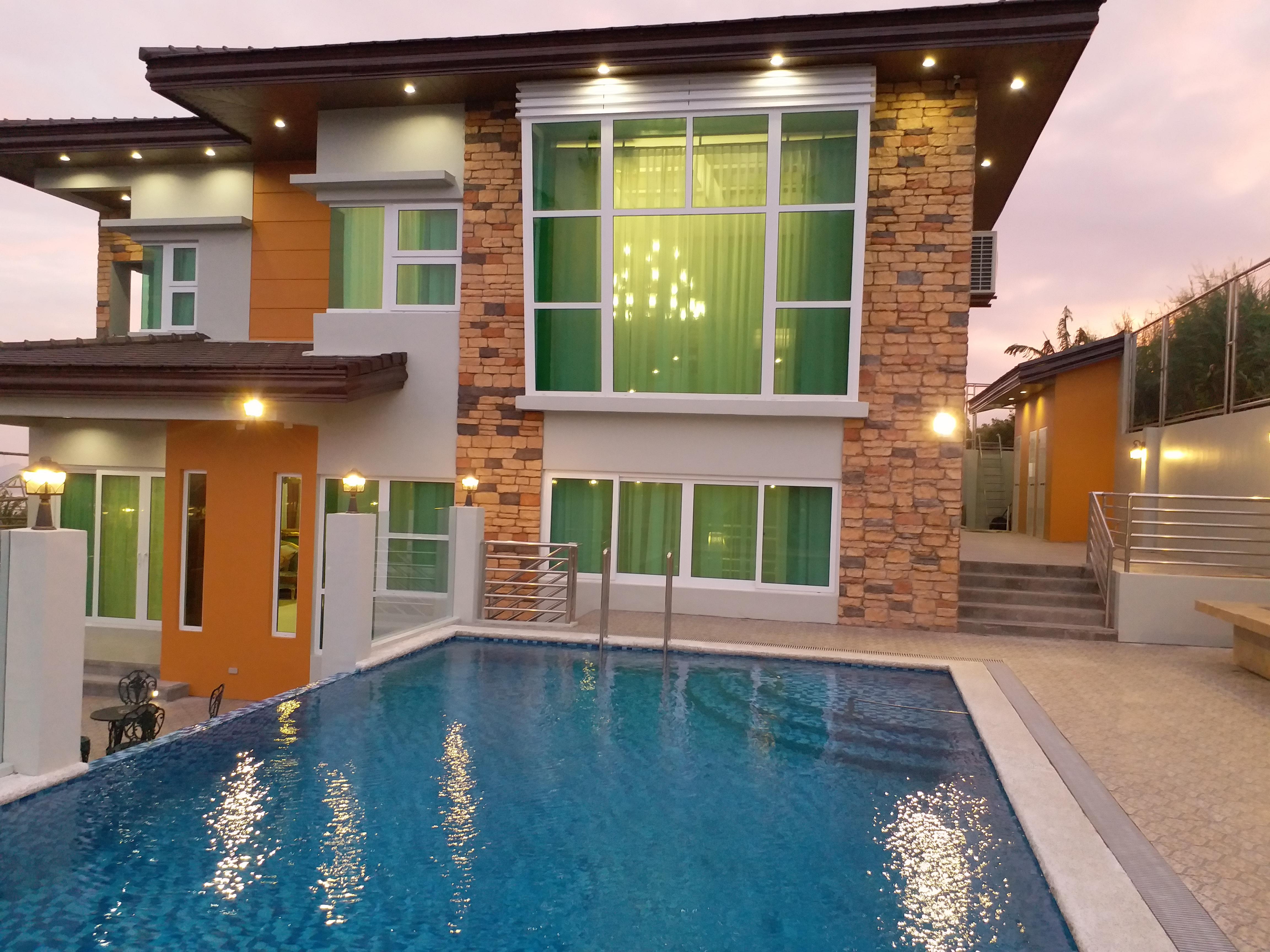 Lee Boutique Tagaytay