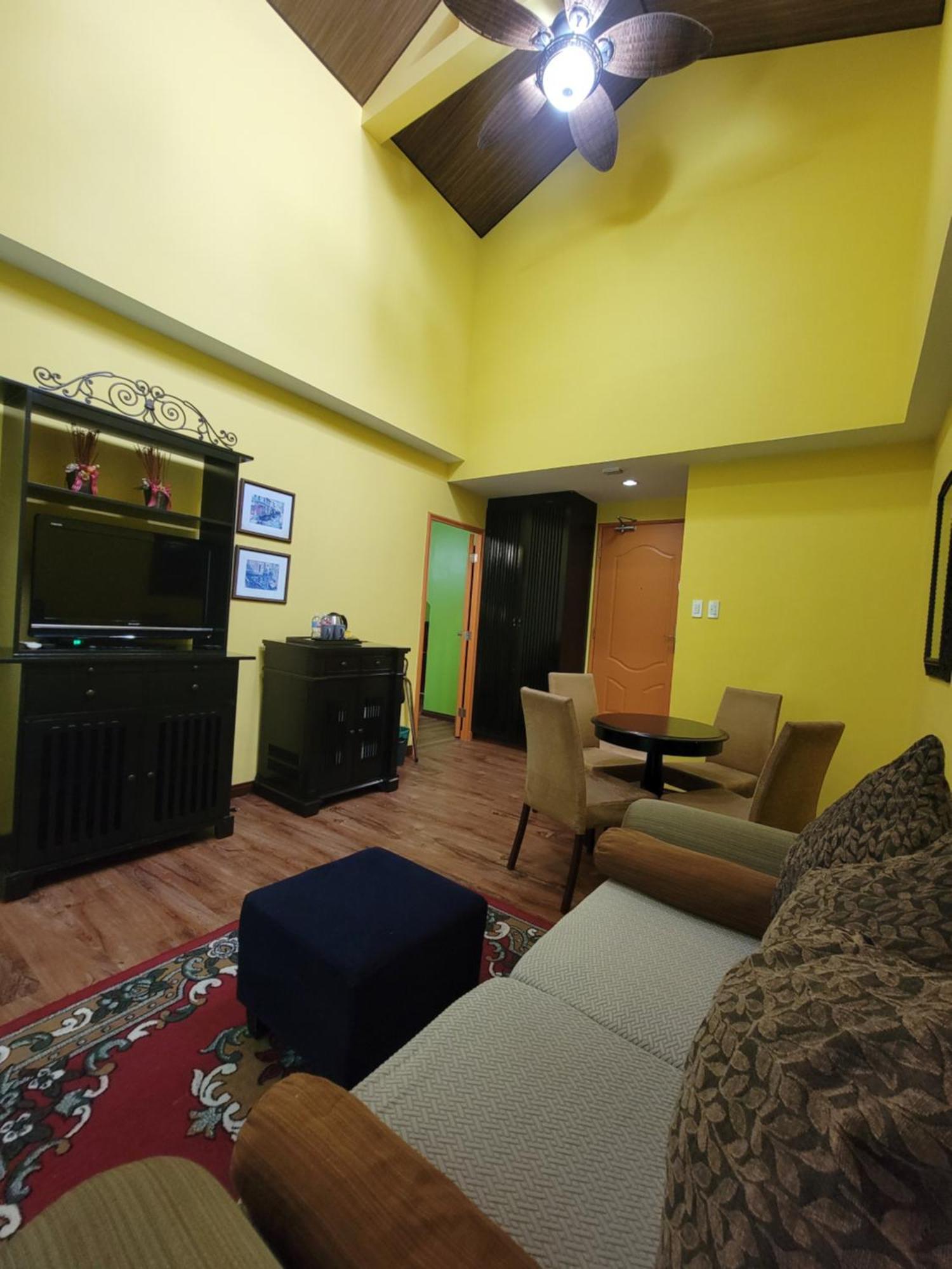Lee Boutique Tagaytay Hotel