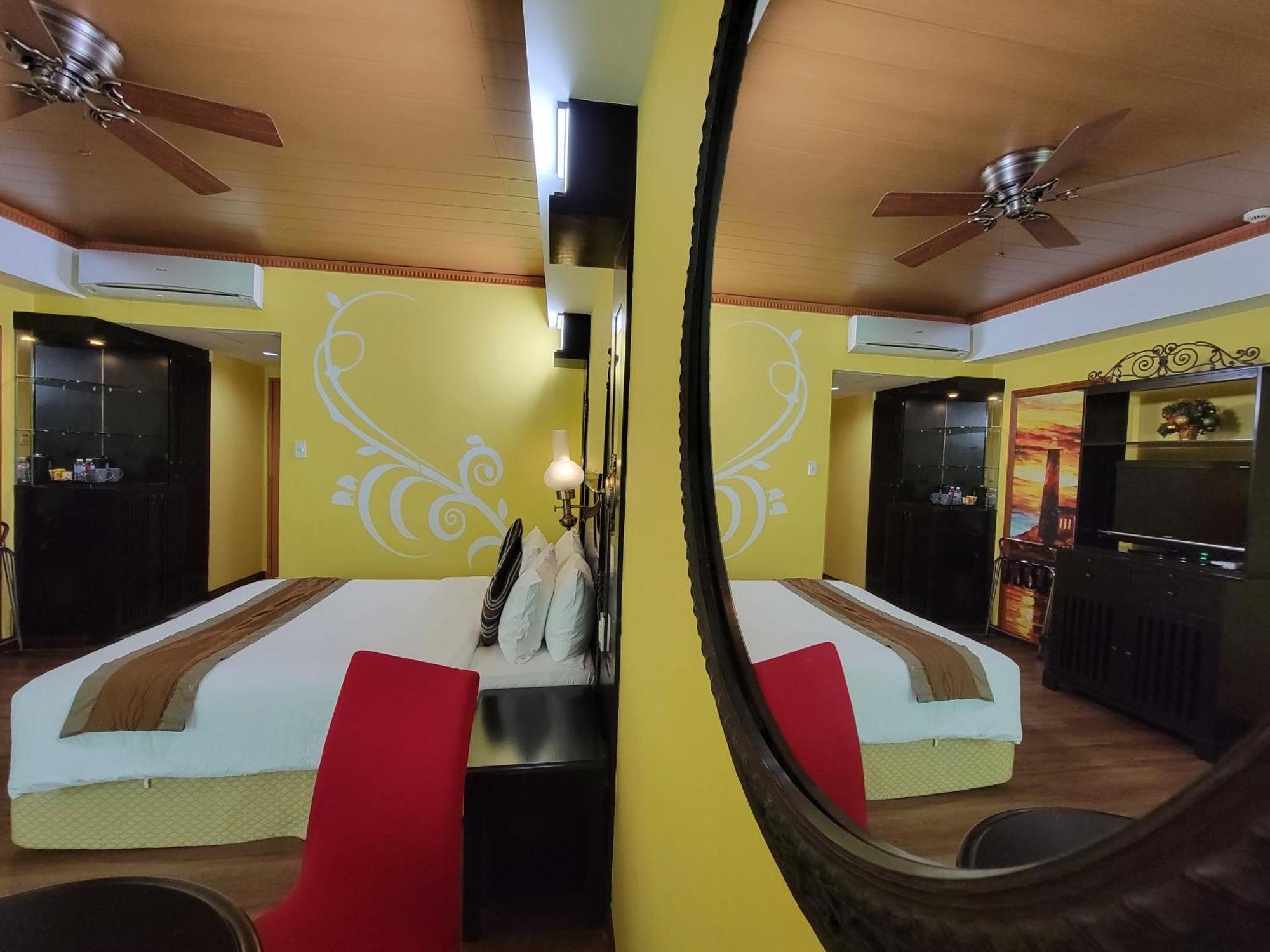 Lee Boutique Tagaytay Tagaytay City